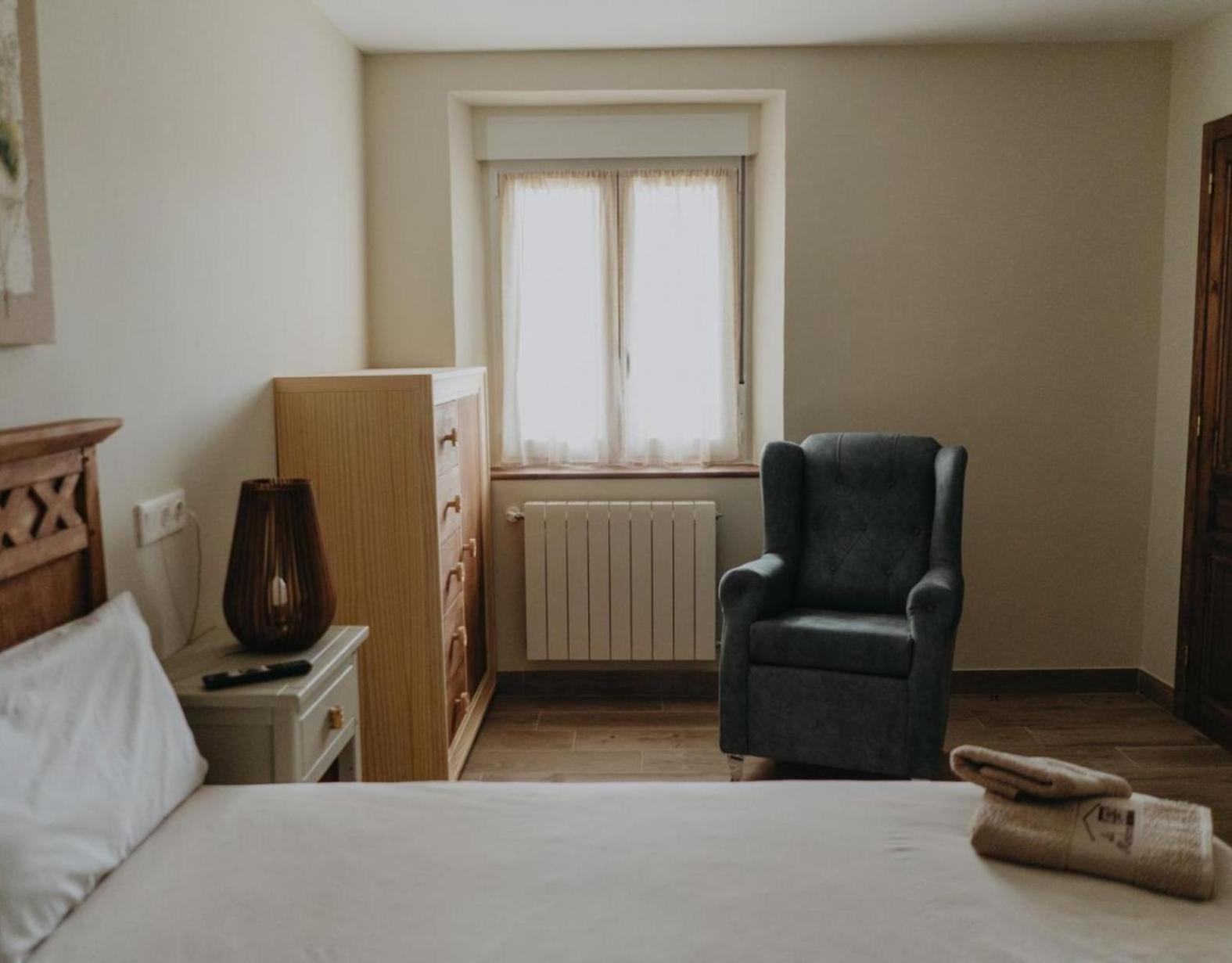 Casa Rural La Medica Sargentes de la Lora Екстериор снимка